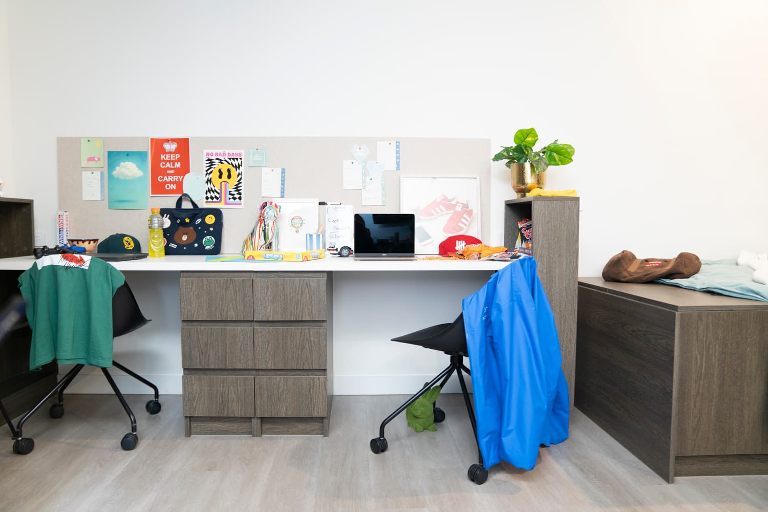 Room 8