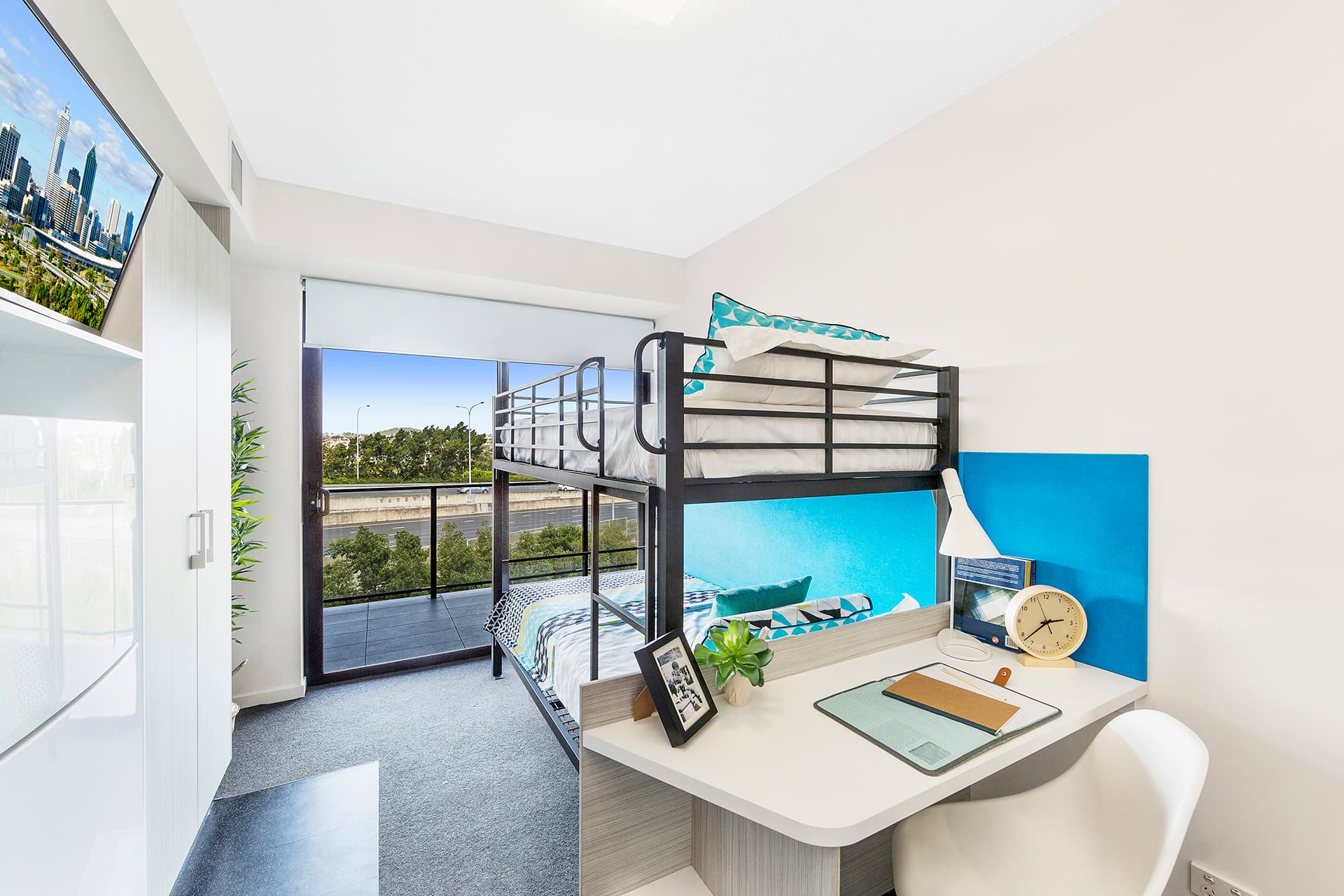 Twin Bunk Apartment