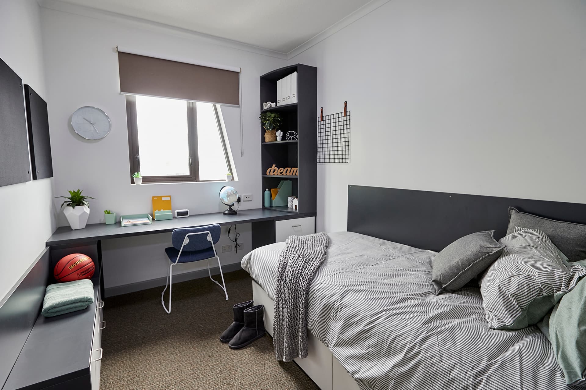 Room 5