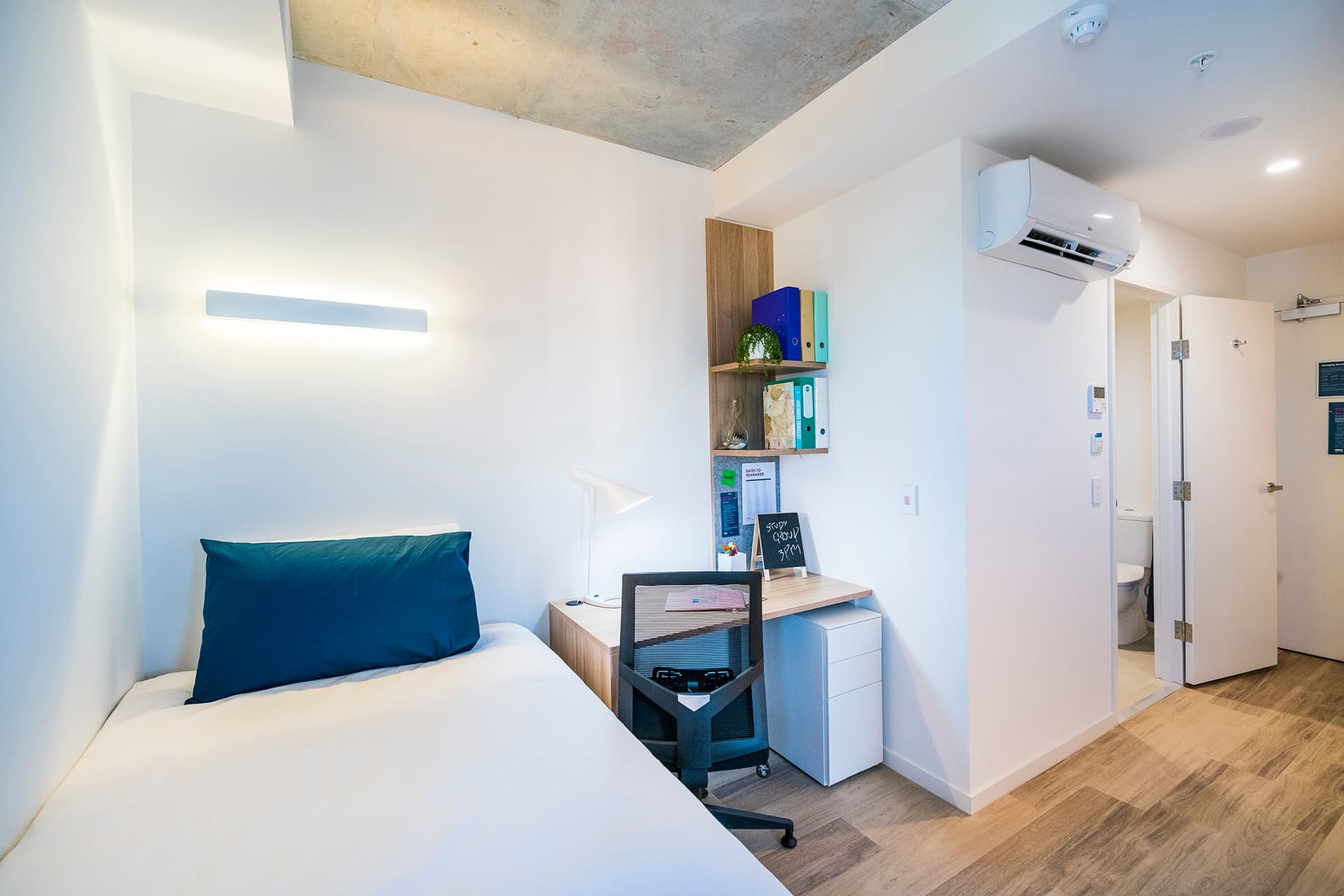 Room 6