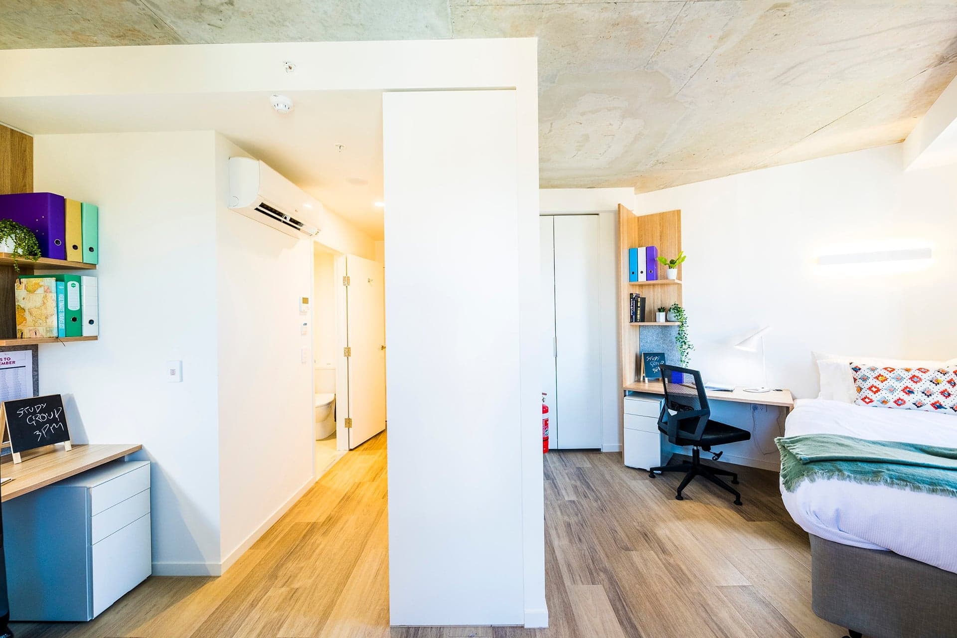 Room 7